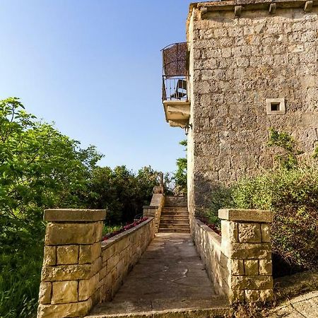 Old Small Stone House Zrnovo Экстерьер фото