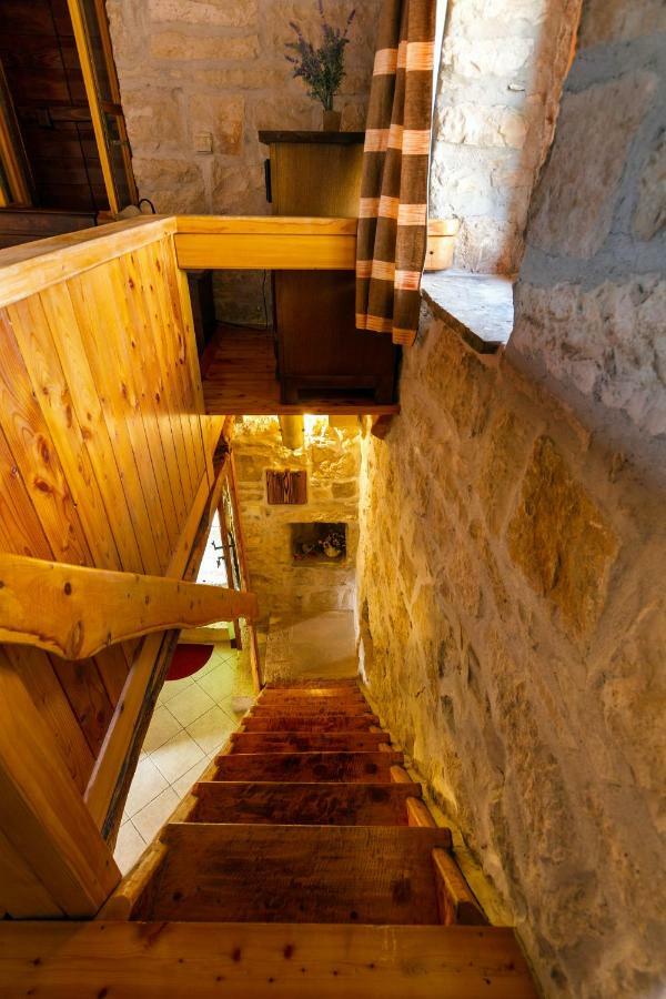 Old Small Stone House Zrnovo Экстерьер фото